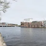 Apartment Pakhuis Aan De Zaan Wormerveer